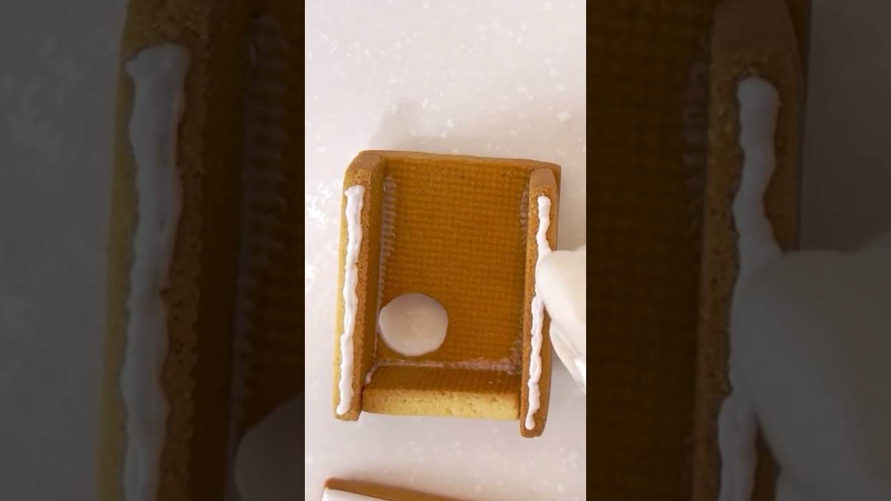 アイシングクッキーでアンパンマンの貯金箱を作ったよ🤫 #アイシングクッキー #クッキー #アンパンマン#貯金箱#お菓子 #お菓子作り #cooking #cookies #shorts