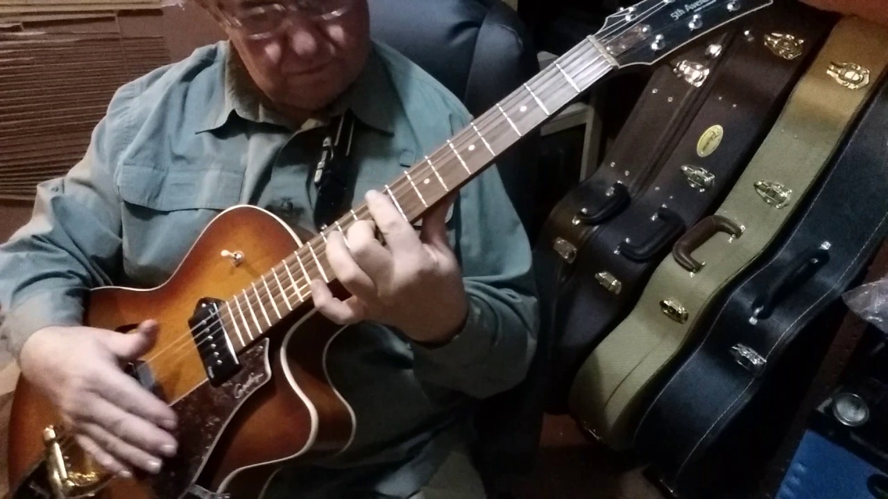 O little town of bethlehelm Solo guitar by Rams Jose