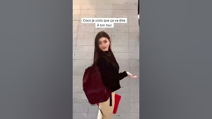 Le CONSENTEMENT C'est dans Les Deux SENS Mesdemoiselles 🤞😘  #pancarte #lyon #drole #rue #bisous