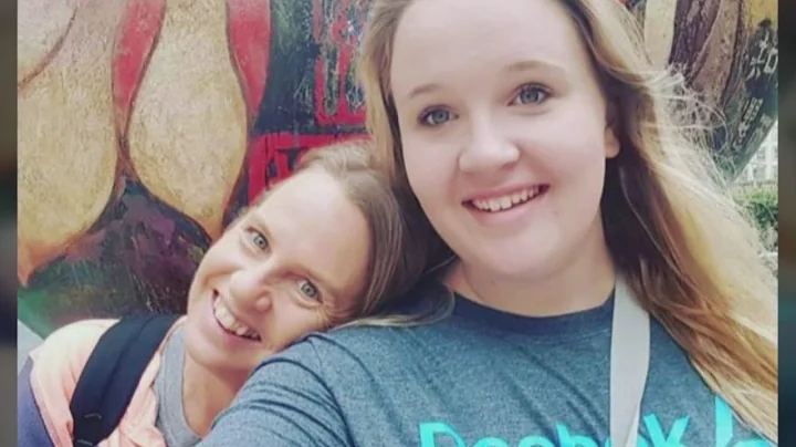 Memorial service honors slain mother, daughter