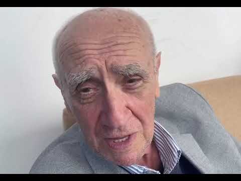 „ეს - მაიაკოვსკის ქართულ-რუსული ლექსი მისი მთავარი ვნება“ - ნანიკო ხაზარაძე მამაზე