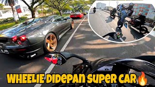 YAMAHA R1M ADU GEBER DIDEPAN SUPER CAR‼️