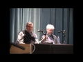 Capture de la vidéo Kevin Burke Talks About Musical Partnership With Micheal O Domhnaill