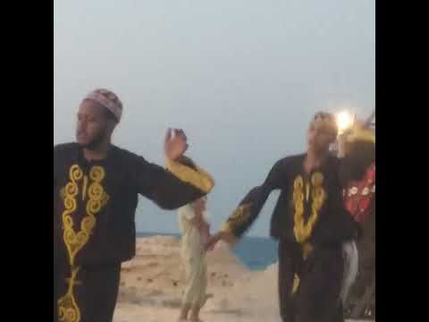 يا حلوه يا شايله البلاص علي شاطيء مرسي مطروح