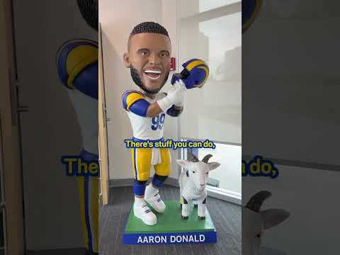 وقتی تبلیغ بزرگ با تبلیغ کوچک روبرو میشه   شورت