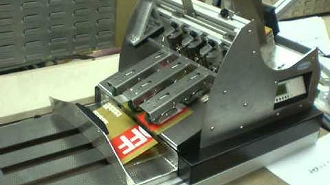 Friction feeder - Vacuumatic TCF - Stand alone model counting and batching heavy card sample