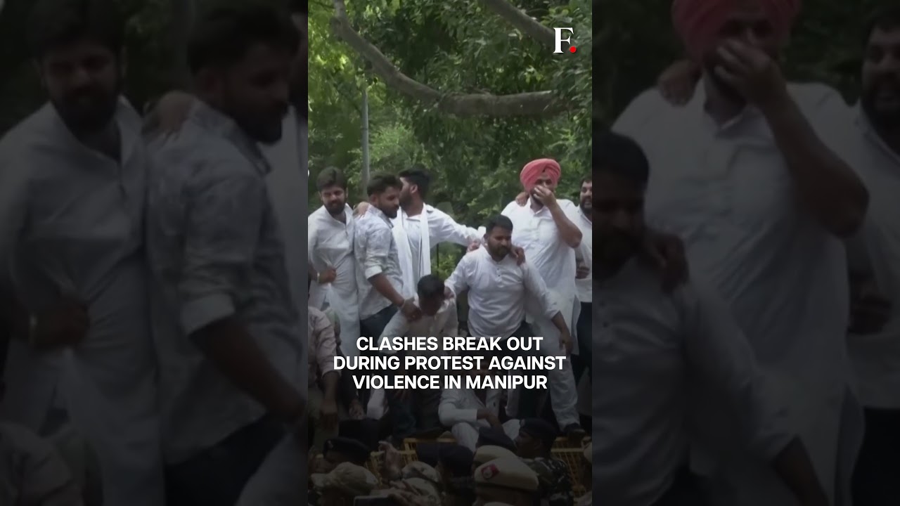 India: Youth Members of Opposition Party Clash with Police During Protest