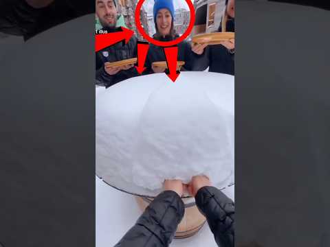 كعكة عيد ميلاد لكن من الثلج 