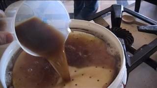 De eerste brouwdag bij de Kulturele Raad Hillegom (Het Raam) 2006