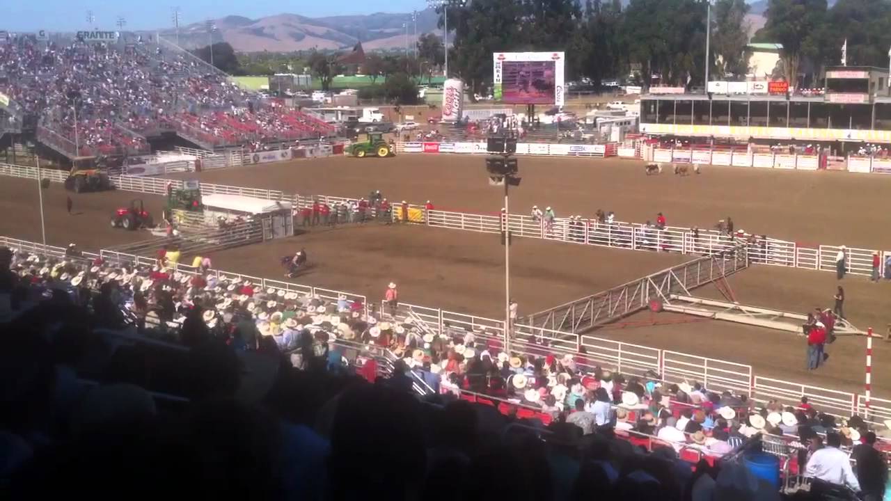 Salinas Rodeo 2011 Bullfighting YouTube