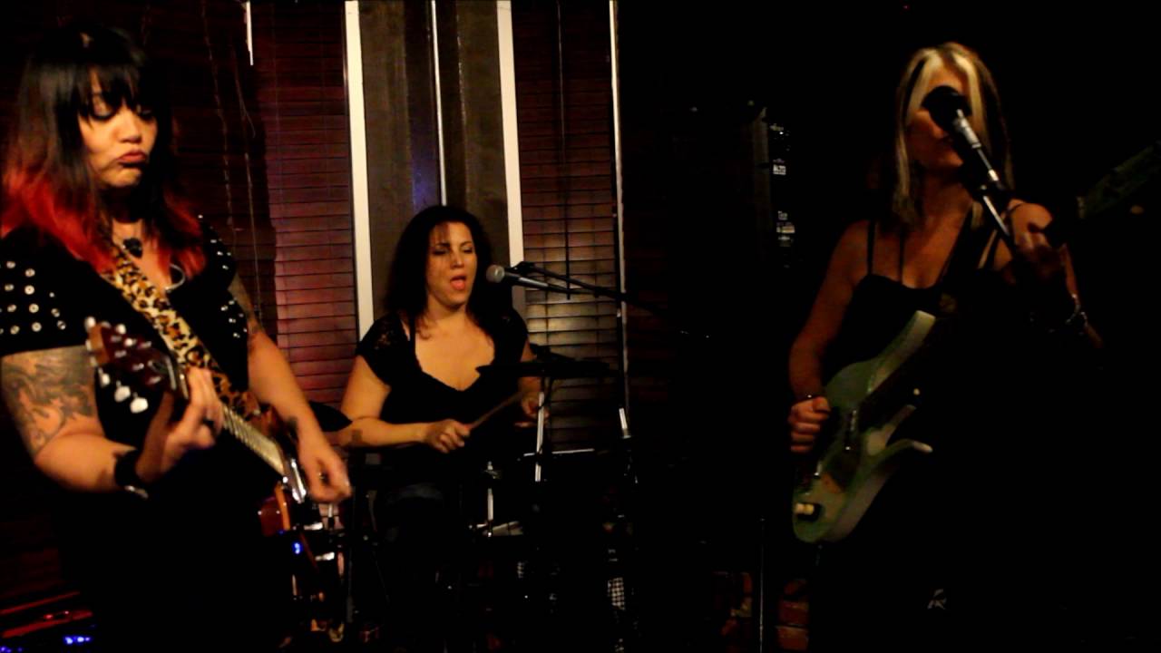 Pulp Vixen Trio sample Santana, Stevie Ray Vaughn and more!