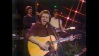 Don McLean - American Pie - Don breaks a string chords