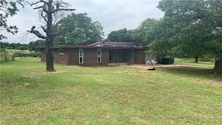 7116 E Wilshire Boulevard, Oklahoma City, OK Presented by Erica Lewis.