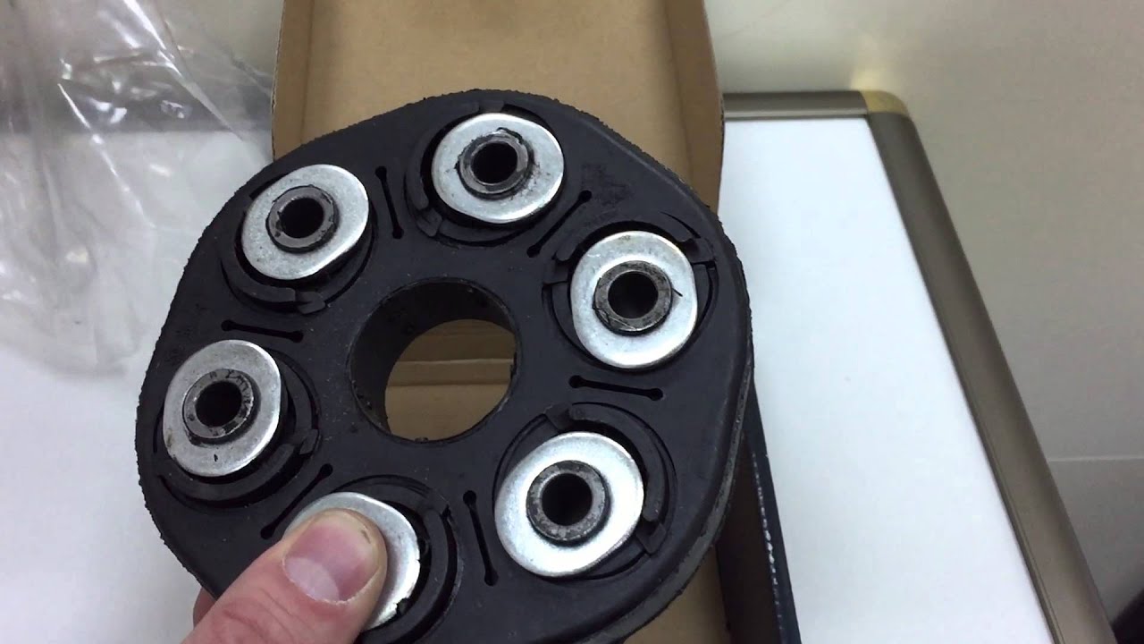 JP GROUP 1353801800 Эласт.муфта кардана перед.