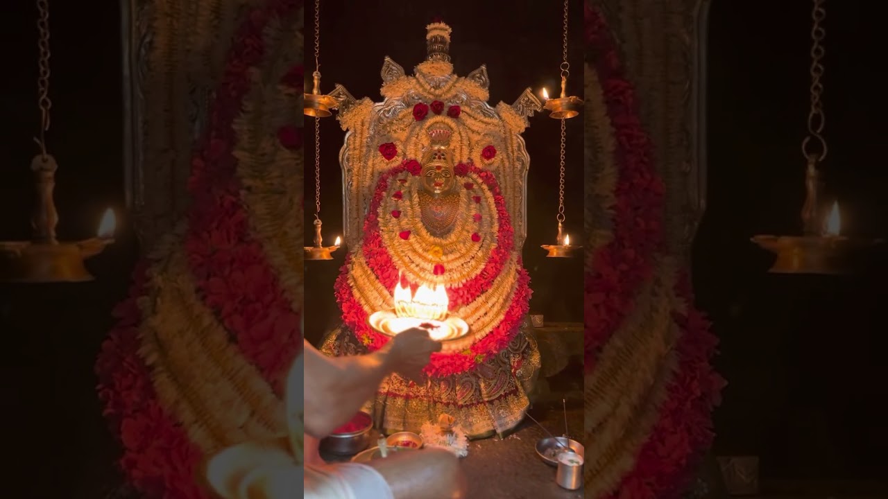 Maha Mangalarathi 🙏🏼🙏🏼🙏🏼Pushpa alankara Seve🙏🏼