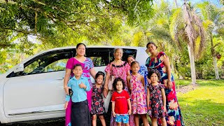 Road trip to Apia | buying some puletasi