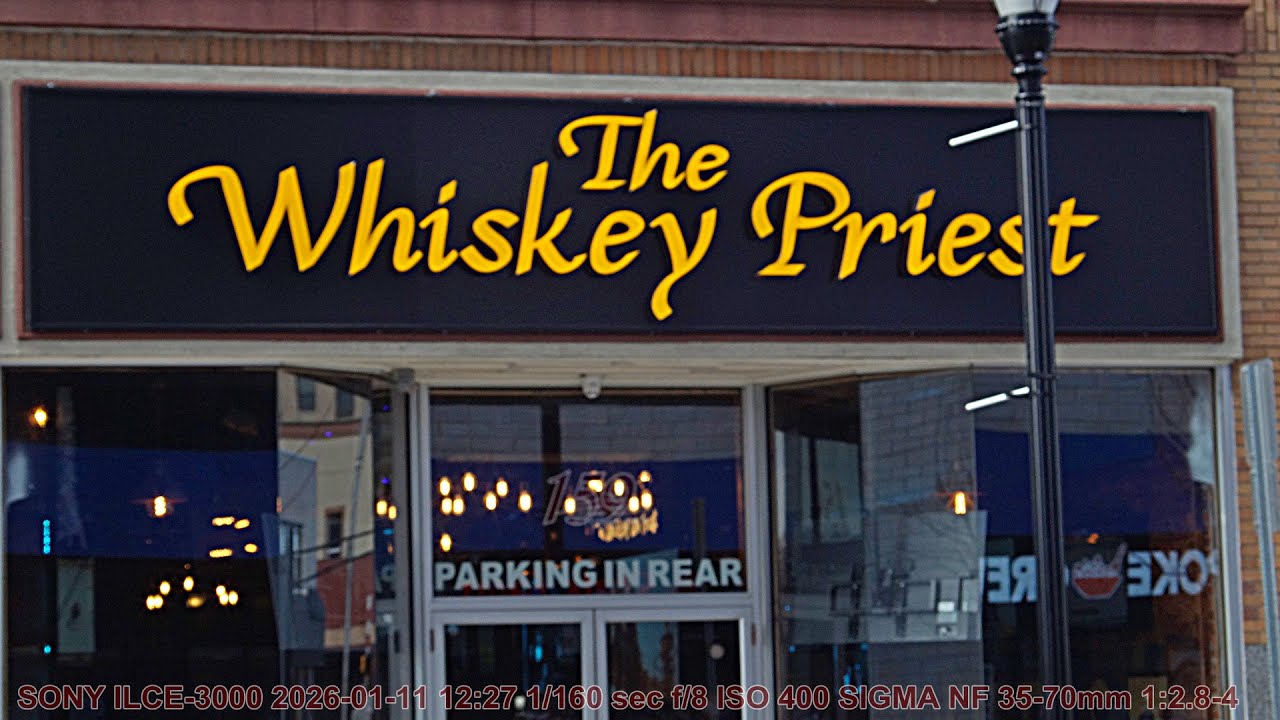 VINTAGE ZOOM SIGMA 35-70mm HACK & SACK PHOTO OPS