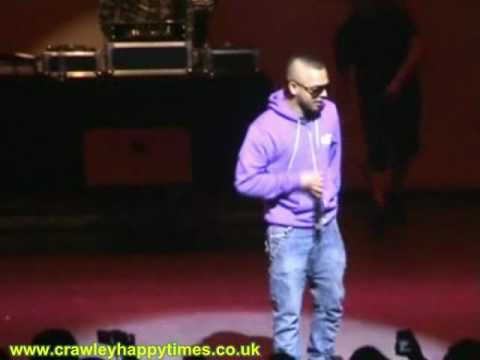 Mumzy Stranger performs @ Rock 'n' Dhol 2010