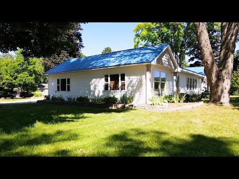 3113 Nelson Rd, Boyne City, MI home video tour