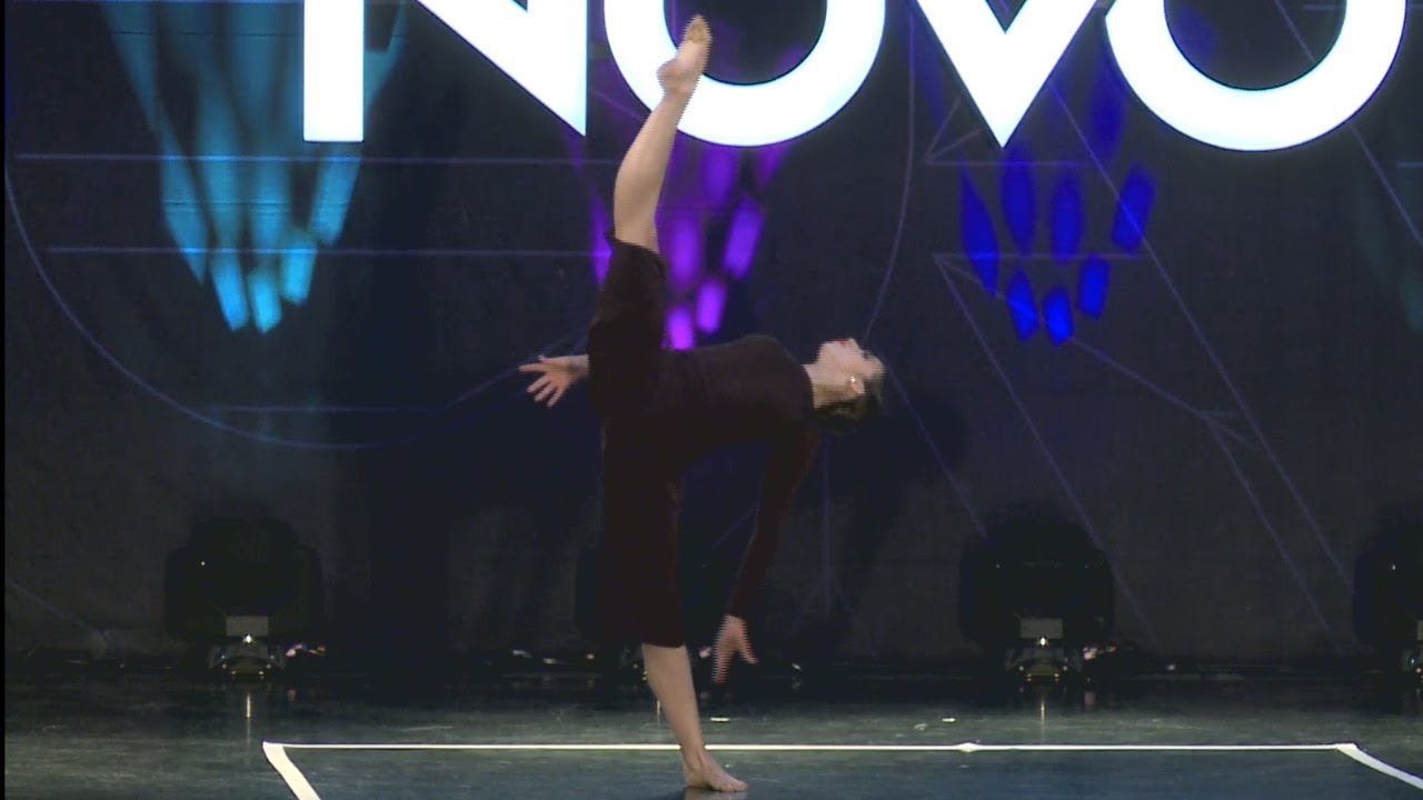 Tate McRae - Pause & Listen