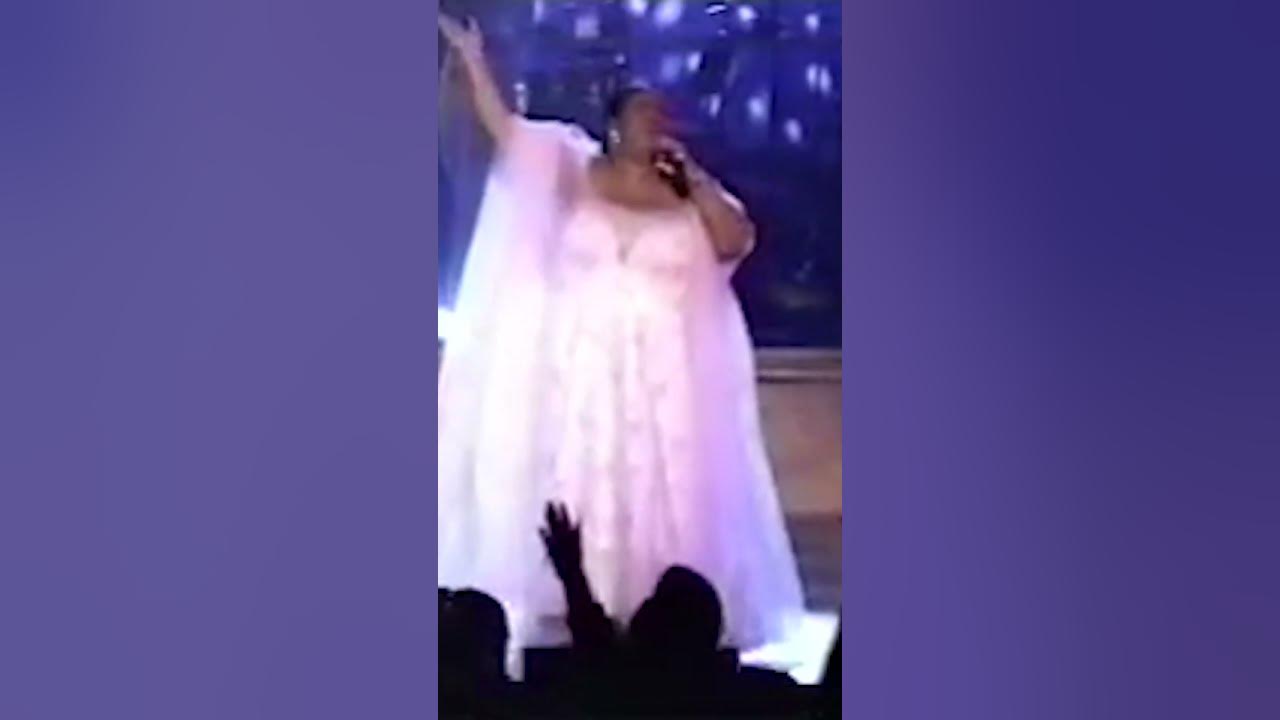Aretha Franklin SNATCHED Her Own Wig!