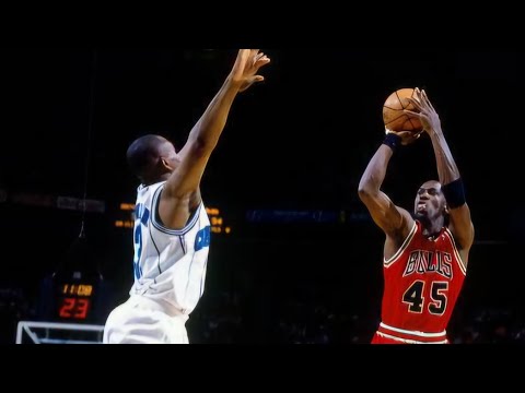 Bulls vs Hornets 1995 Playoffs Game 2: #michaeljordan23 #Bulls #Hornets