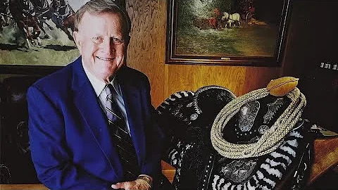 Huge crowd expected at funeral for San Antonio bus...