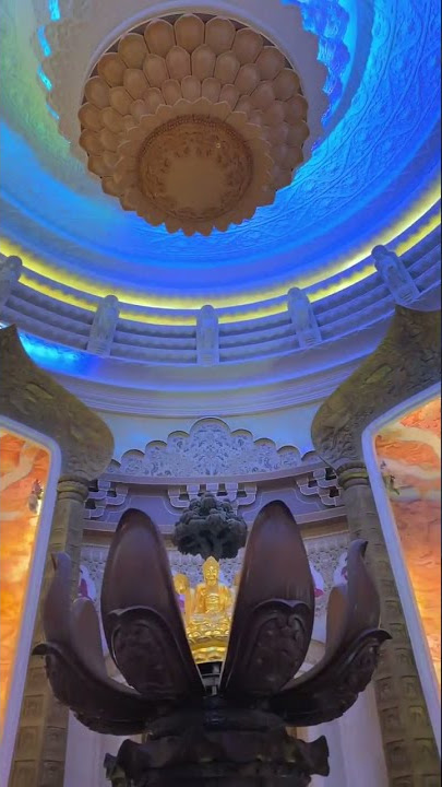 Namo Amituofo (南无阿弥陀佛)