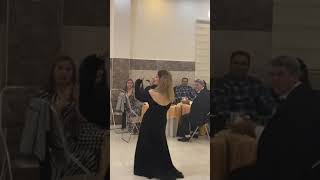رقص زیبایی دختر افغان در جشن عروسی خواهرش ببین چیکار کرد اخرش