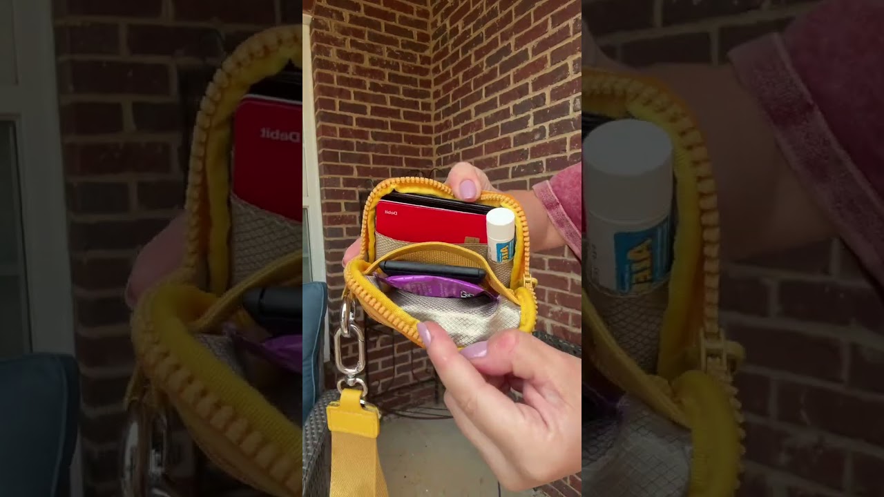 Blanche yes I promise you, the Iris and rainbow wallets are water resistant just as most of their