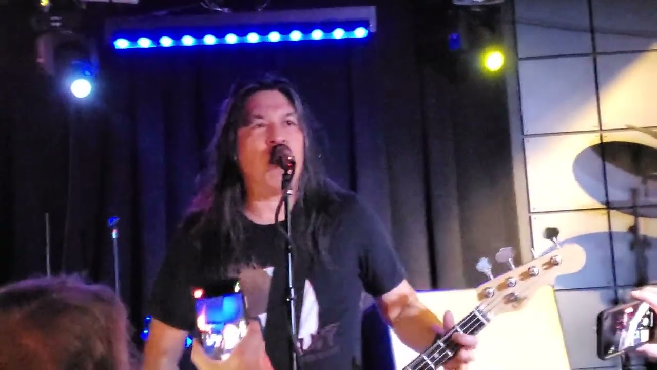 Motorbreath feat. Craig Montoya - Crash Course In Brain Surgery (Billy Blues)