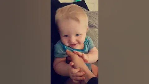 My bro getting tickled