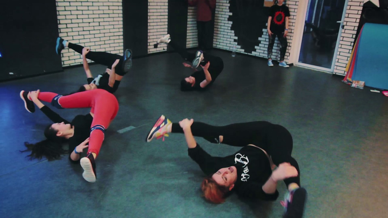 Jah Wayne aka Laze Me–Wine & Boom.Dancehall Queen Style by Masha Mom.All Stars Workshop 11.2016 contemporary art ตัวอย่าง