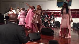 Lisa Knowles-Smith and The Brown Singers - Right On Time