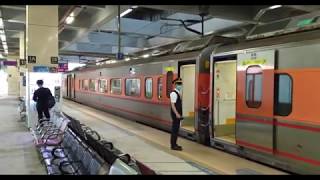 185次自強號列車長 七堵站關閉車門