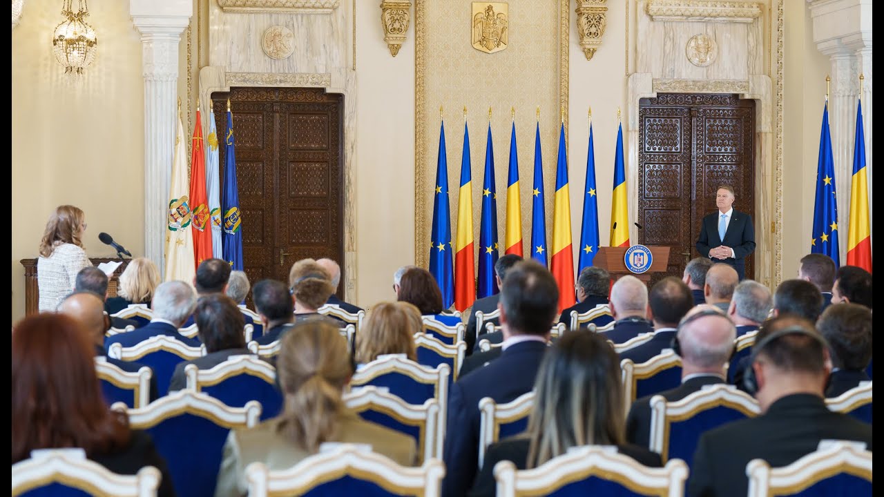 Un nou mister pe Lună! Au fost găsite roci cu praf ciudat - 