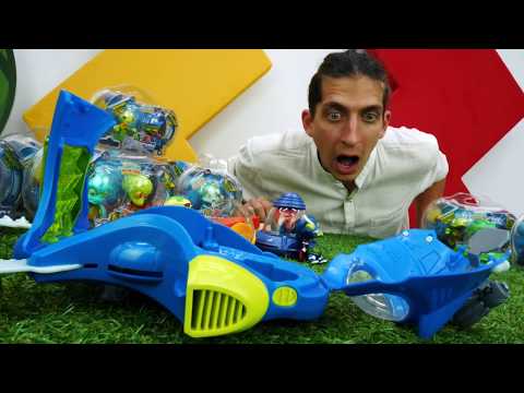 Видео для детей. Игрушки для мальчиков. Exogini играют в футбол