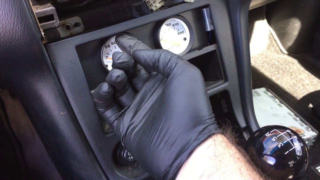 Engine Startup and cleaning up the center console - LS1 240sx (S14) Drift Build (EP 55)