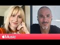 Capture de la vidéo Hayley Williams: Writing 'Petals For Armor,' Paramore, And Musical Evolution | Apple Music