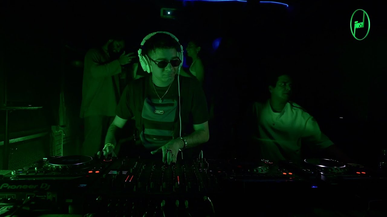 Sidd at Keep Hush  Live Karachi: KCR Radio