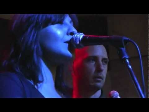 Free to decide - Myberries The Cranberries Tribute Band