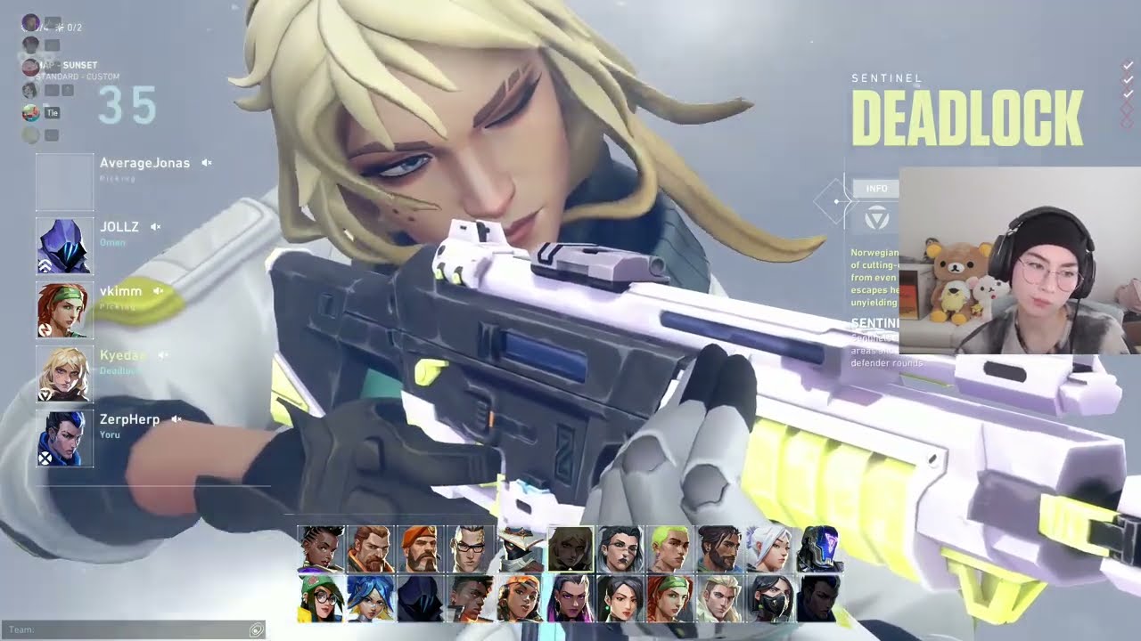 Kyedae reacts to deadlock holding the battlepass skin | 