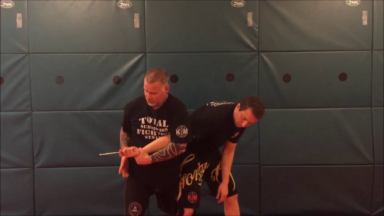 Practical Urban Self Defense/Technique a Week/Moving Knife Attack, Angle 4