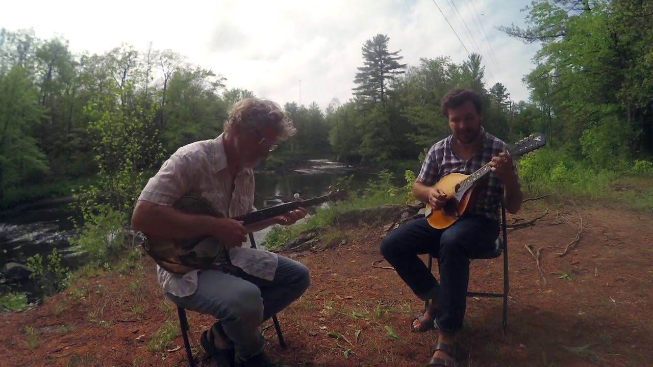 Oldtime/Bluegrass Mandolin & Clawhammer Banjo Adrian Gross & Chris Coole Harefoot's Retreat