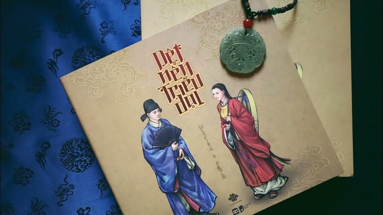 Weaving a Realm Dệt Nên Triều Đại Book Promo Vietnamese culture