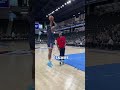 Kawhi warming up in SD🤖