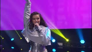 Hailee Steinfeld - Most Girls   Starving (Radio Disney Music Awards Live 2017)