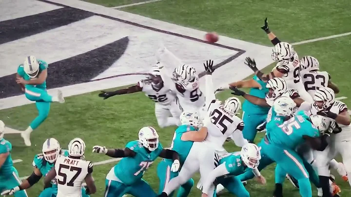 Field goal blocked by Jeff Gunter vs Dolphins 09/2...