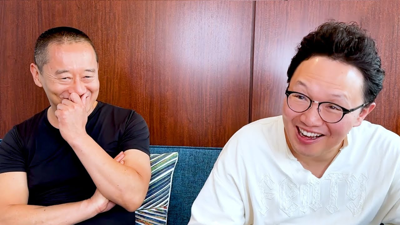 ソー○ランドをハシゴは当たり前！？多くの人が見守るなか舞台上で女優と対戦！？昔話を語り合いました！