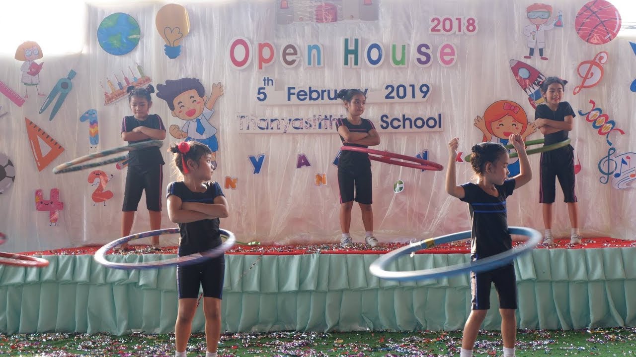 เต้นประกอบเพลง ฮูลาฮูป  | กิจกรรม Open House อนุบาล |